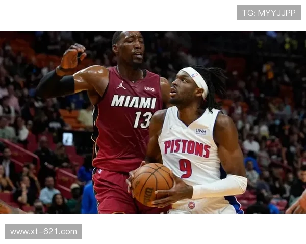 巴特勒膝伤疑云倒地却咧嘴笑